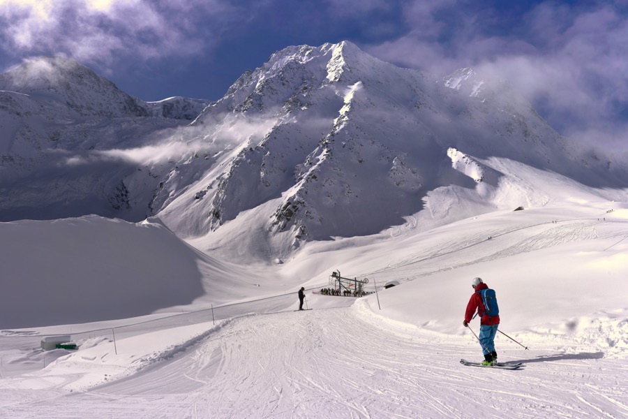 A Guide to Skiing in Arolla