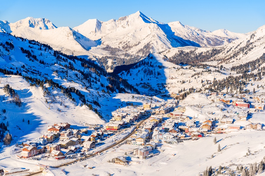 A Guide to Skiing in Obertauern