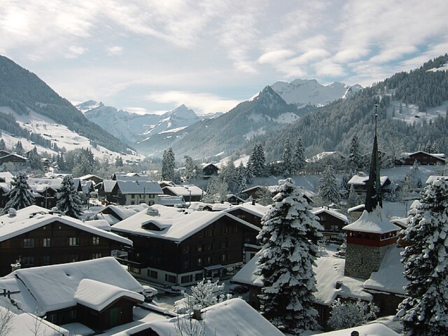 A Guide to Skiing in Gstaad