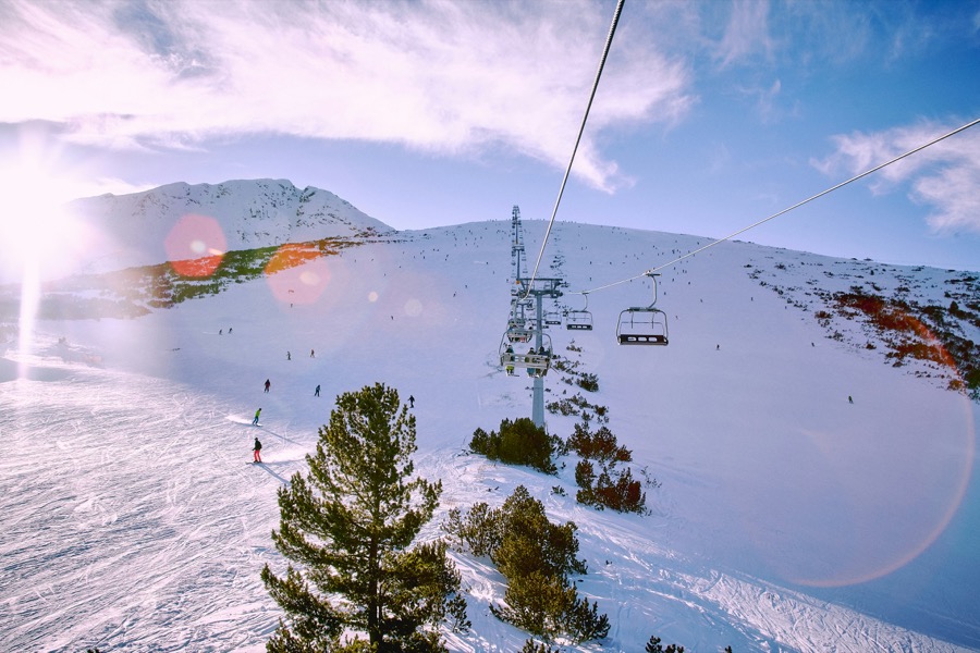A Guide to Skiing in Bansko